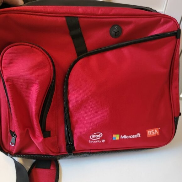 RSA Conference Messenger Bag - 2015 Conference - GREAT BAG - Picture 7 of 15